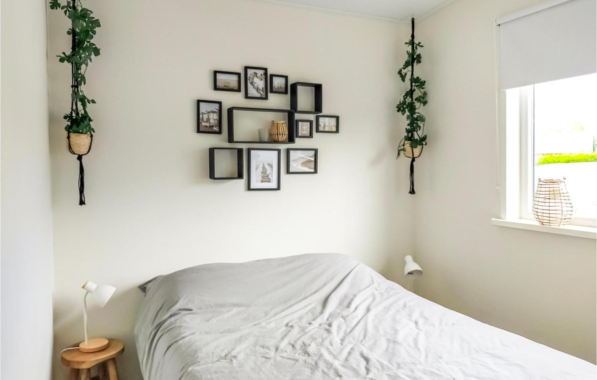 Stunning Home In Heinkenszand With Wifi 외부 사진