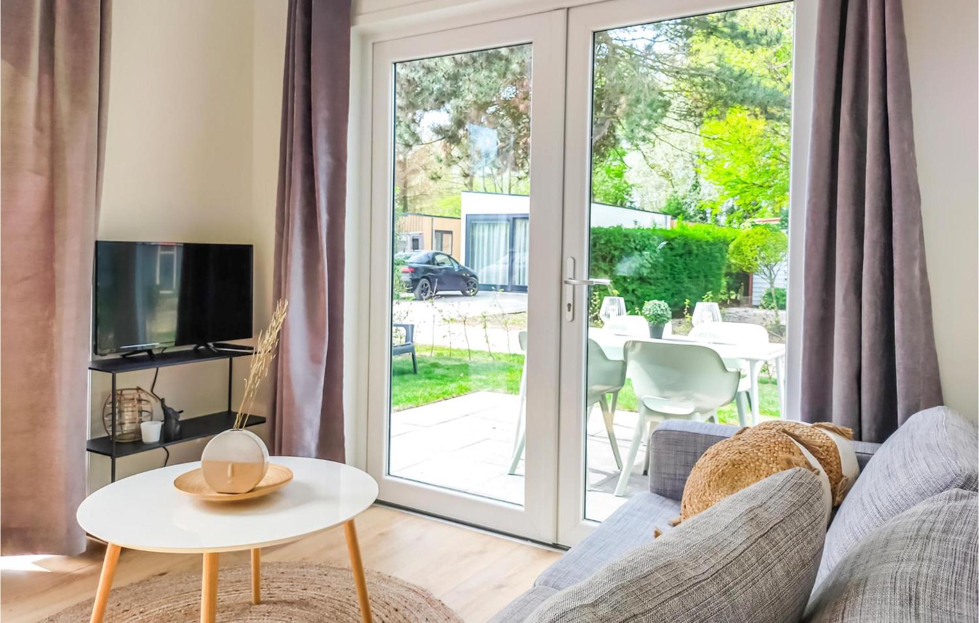 Stunning Home In Heinkenszand With Wifi 외부 사진